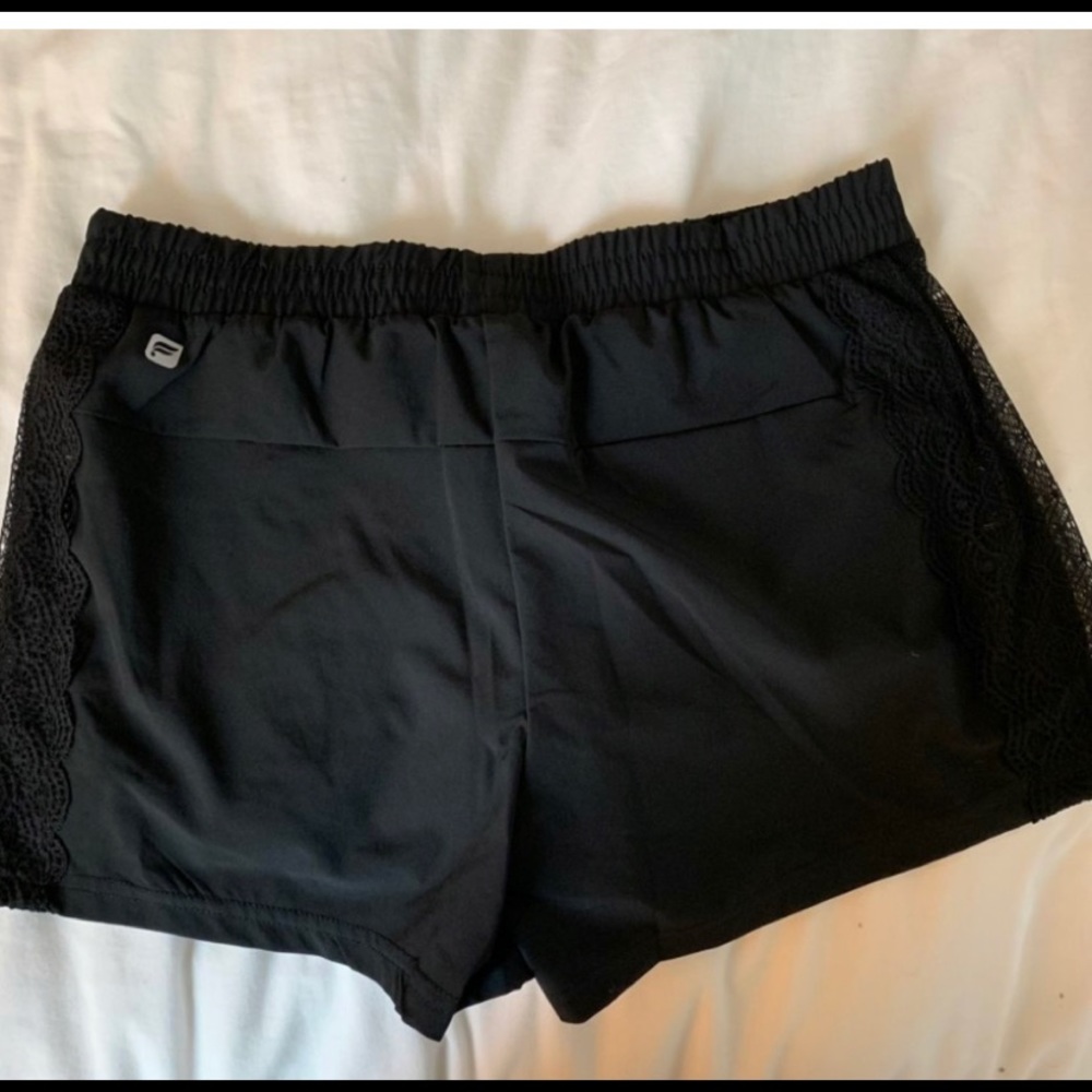 ON HOLD DONT BUYFabletics athletic shorts